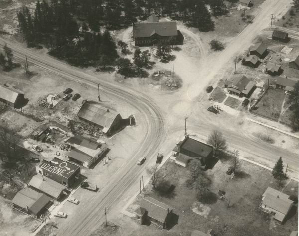 Ma Deeters Log Cabin Bar Hotel Luzerne 1950S From Dave (newer photo)
